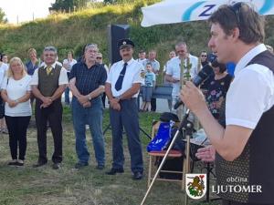 Predsednik ČZS Boštjan Noč pomagal posaditi 150. medonosno drevo 3